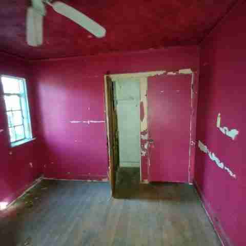 15045 manor (64).jpg